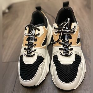 Steven Madden | Black White Tan Multicolor Sneakers | Size 10 Women’s
